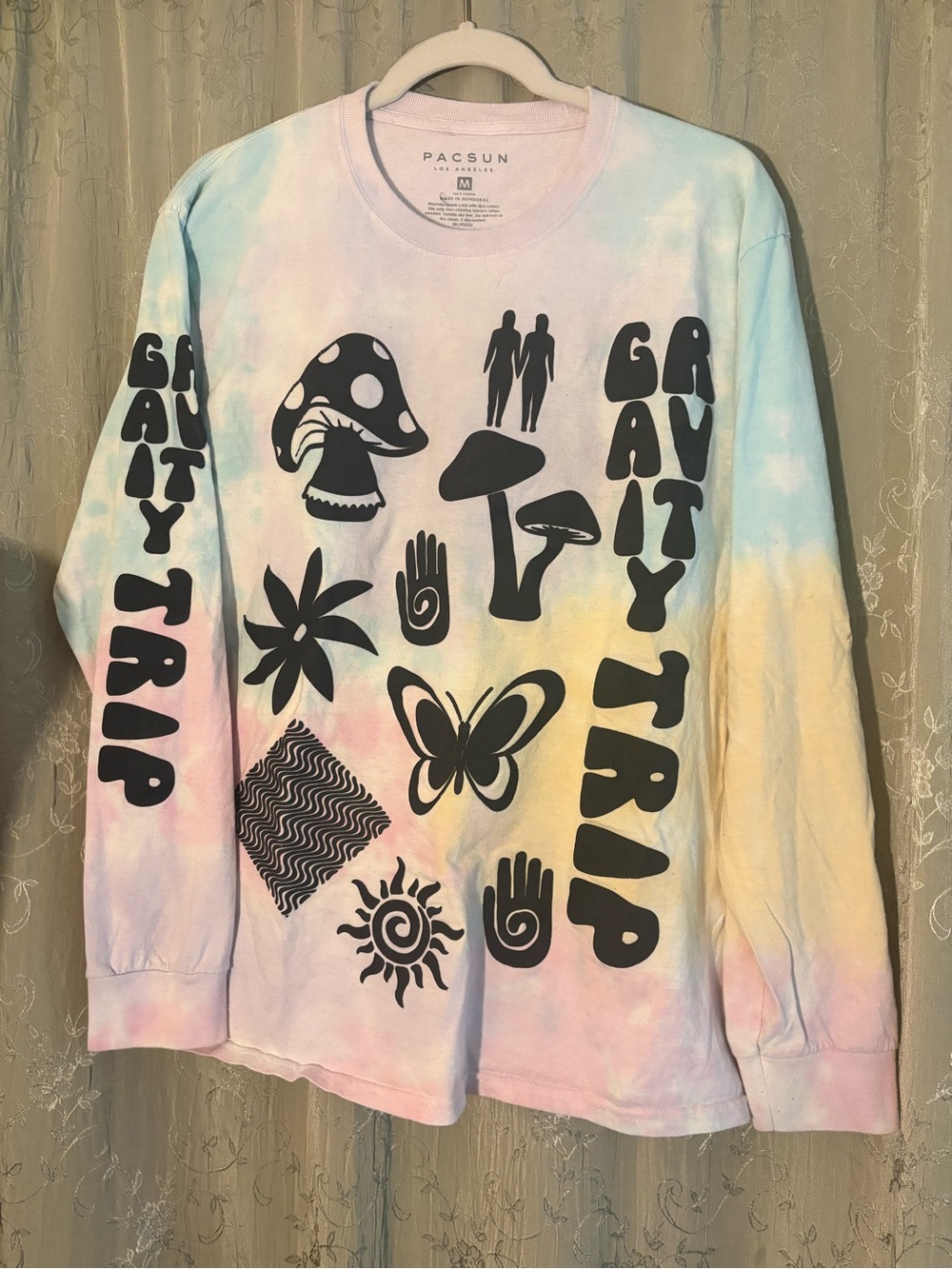 PacSun Pastel Lilac Graphic Long Sleeve Tee